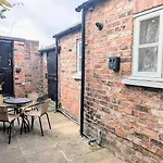 27 George Street *