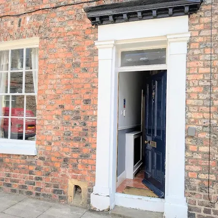 27 George Street York